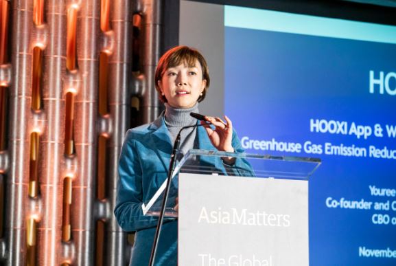 피어테크의 이유리 이사가 21일 글로벌 아시아매터스 정상급 회담(Global Asia Matters)에서 한국 대표로 기조연설을 하고 있다. 