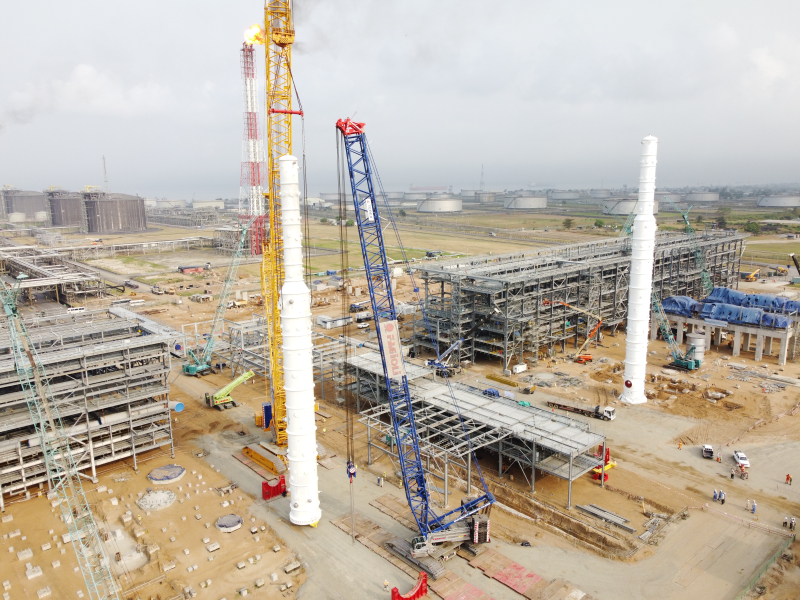 나이지리아 NLNG T7의 극저온용 열교환기 설치가 완료된 모습이다. [대우건설 제공]