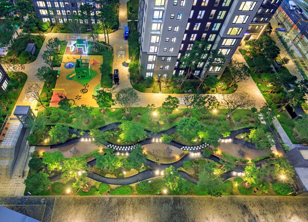 그린 캐스케이드 전경.