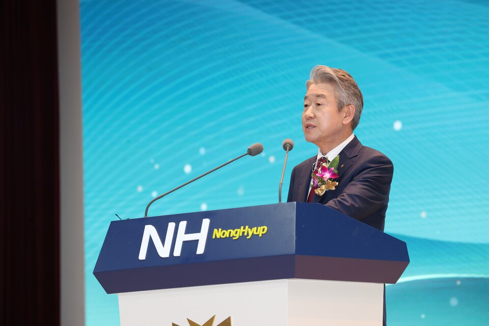 11일 서울 중구 농협중앙회 본관에서 열린 '강호동 제25대 농협중앙회장 취임식'에서 강호동 회장이 취임사를 하고 있다. [농협중앙회 제공]