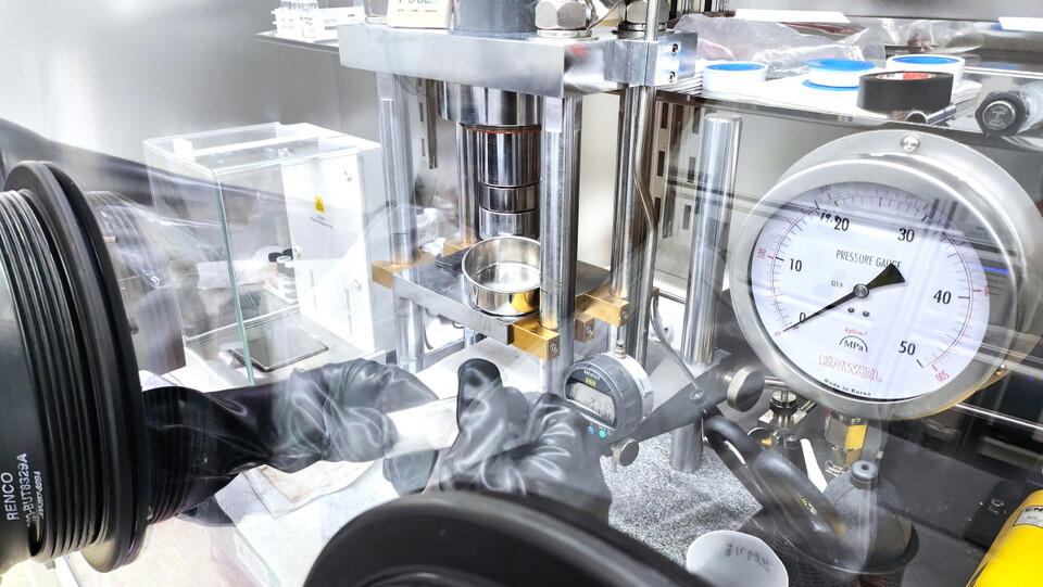 솔리비스 중앙연구소 실험실 사진. [솔리비스 제공]