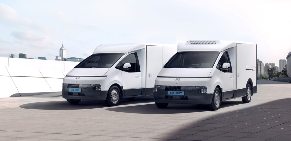 (왼쪽부터)ST1 카고 냉동과 카고 이미지. [현대자동차 제공]