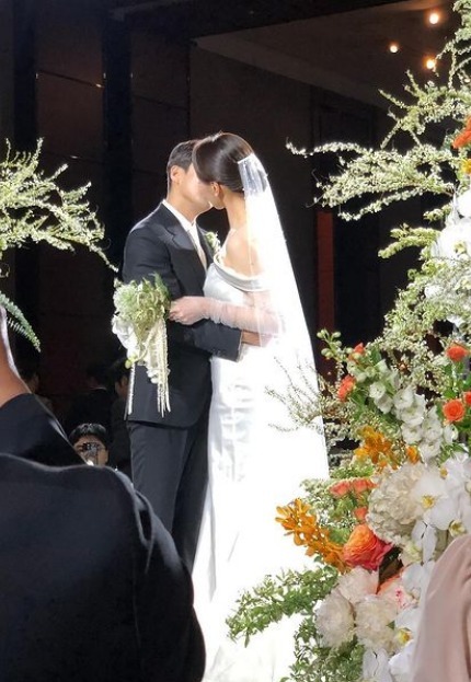 지난 27일 결혼한 MBC 이선영 아나운서. [이선영 아나운서 인스타그램 갈무리]