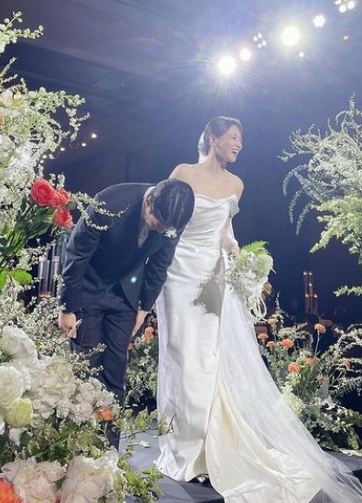 지난 27일 결혼한 MBC 이선영 아나운서. [이선영 아나운서 인스타그램 갈무리]