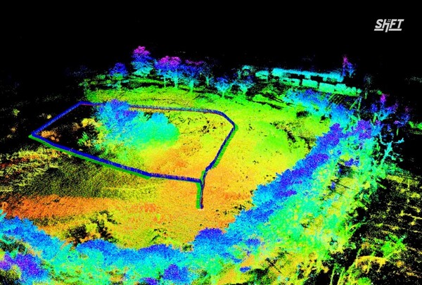 ‘SAGE AI’는 전장에서의 인간 개입을 최소화하며, 전투의 효율성을 극대화하고 인명피해를 줄이는 것을 목표로 하는 자율 기반의 AI 솔루션이다.