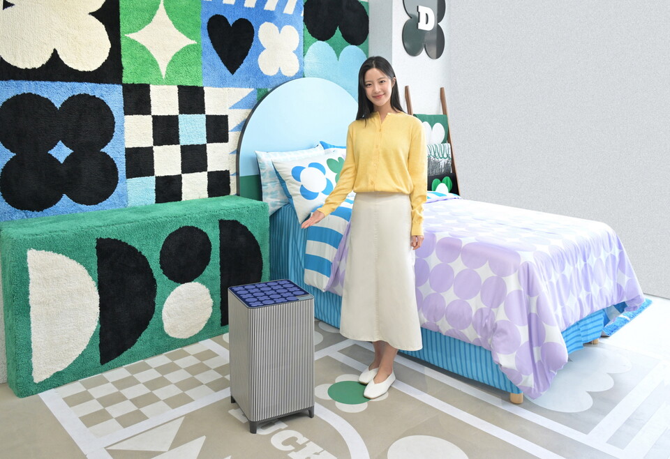 삼성스토어가 가정의 달을 맞아 '비스포크 큐브 에어 인피니트 라인'으로 특별 이벤트 실시한다. [삼성스토어 제공]