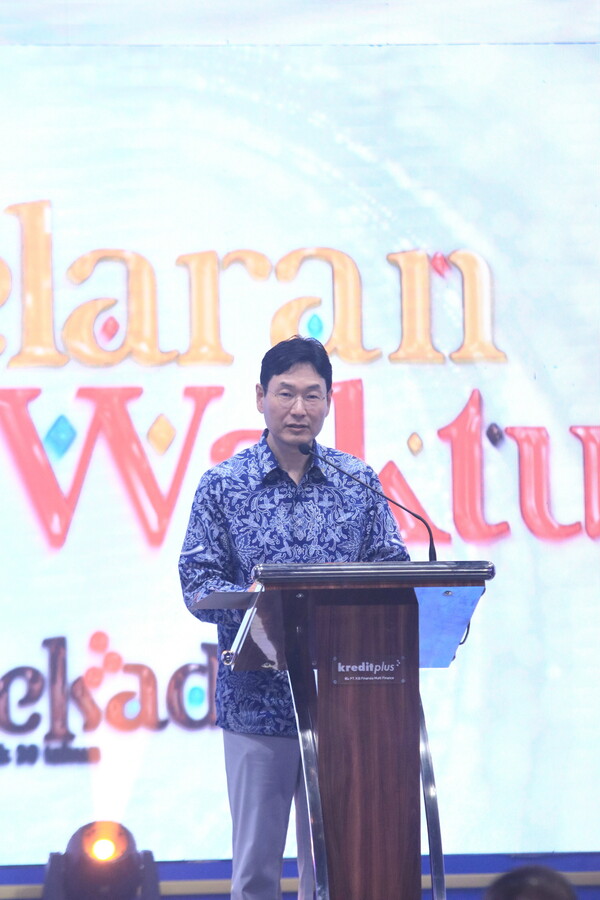 이창권 KB국민카드 사장이 지난 10일 인도네시아 자카르타에서 열린 KB국민카드의 현지법인 KB FMF 창립 30주년 기념행사에서 기념사를 하고 있다. [KB국민카드 제공]