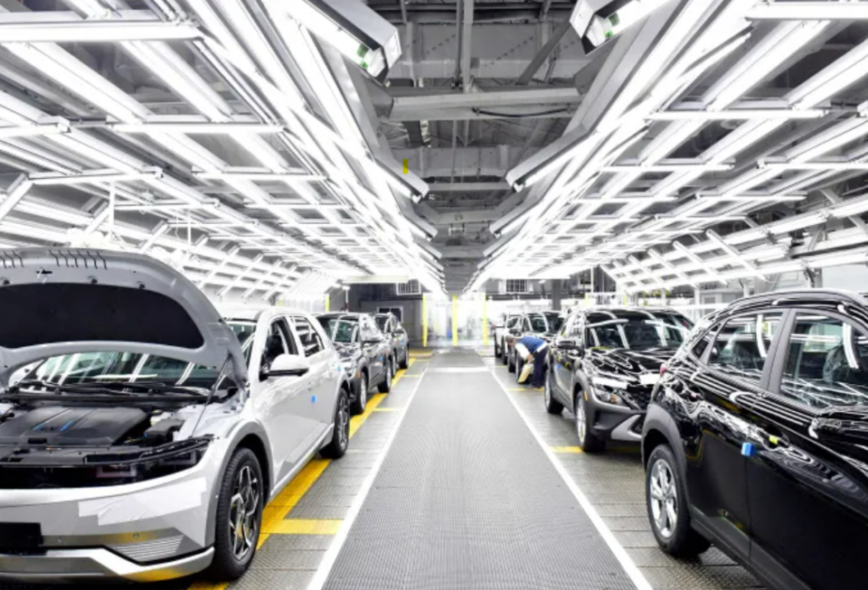 현대차 울산공장 아이오닉 5 생산라인. [현대차 제공]