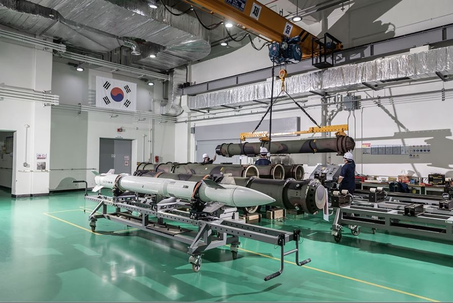 경북 구미시 LIG넥스원 구미2하우스 체계조립장 내부. [LIG넥스원 제공]