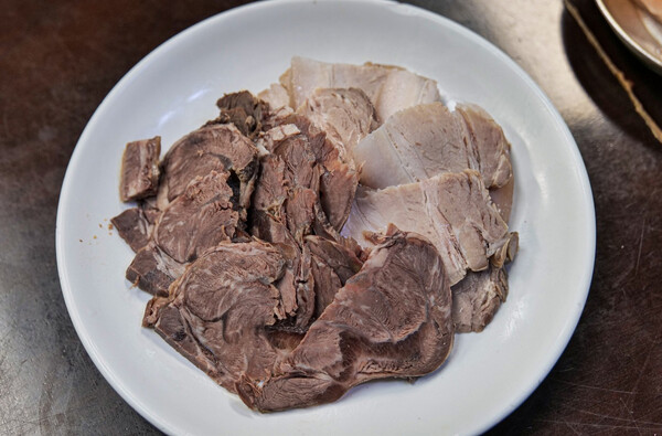 필동면옥 제육수육반반