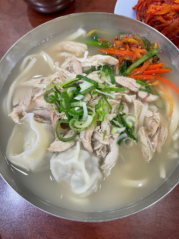 진주집 닭칼국수 - 식신 석호님의 리뷰