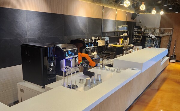 남양주 '꽃과 어린완자 커피숍' 전경