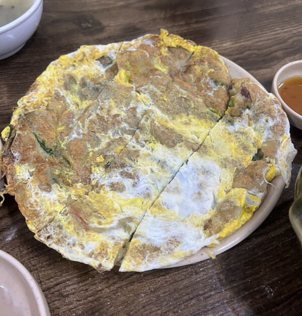 삼청동수제비의 파전 - 안녕인스님의 리뷰