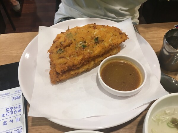 원조순희네빈대떡의 빈대떡