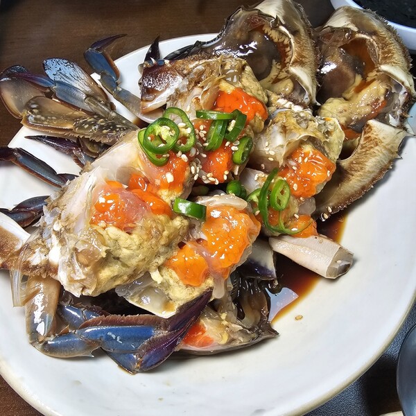 진미식당의 게장 - 식신앰배서더 시현