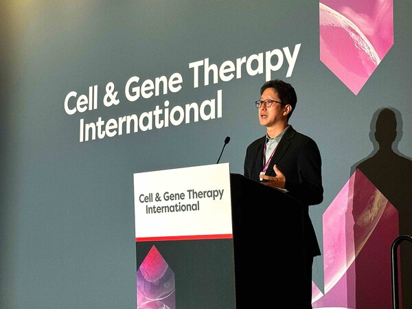 16일(현지 시각) 이태희 삼성바이오로직스 항체배양PD팀 상무가 스피킹 세션에서 발표하고 있다 [삼성바이오로직스 제공]