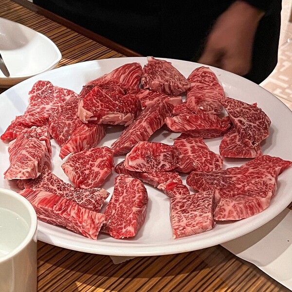 새벽집의 꽃등심 - eunii___님의 인스타그램