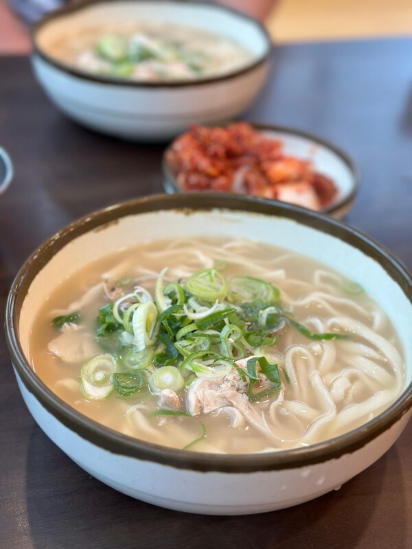 일산칼국수의 칼국수 - 식신 unikim님의 리뷰