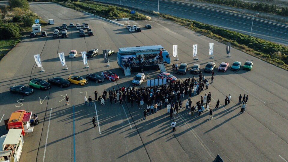 인플루언서의 구독자들이 직접 보유한 개성 넘치는 현대차를 전시하고 최고의 차량을 뽑는 ‘마이 현대 콘테스트’를 진행하고 있는 모습. [현대차 제공]