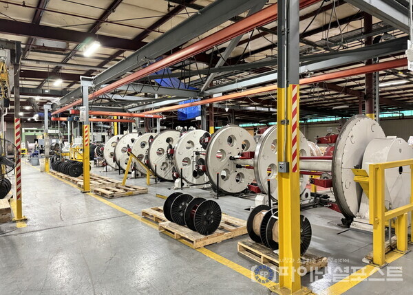 에식스솔루션즈 북미 공장 내 변압기용 특수 권선 설비 이미지. [LS그룹 제공]