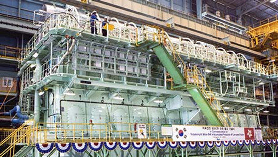 한화엔진의 선박용 디젤 엔진 제품 모습이다. [사진=한화엔진]