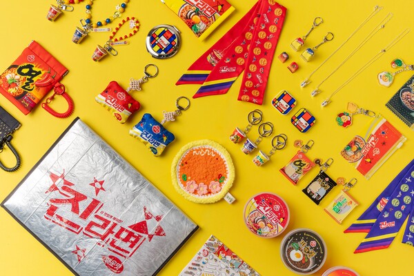 오뚜기X아이디어스 협업 이미지 포스터 [오뚜기 제공]