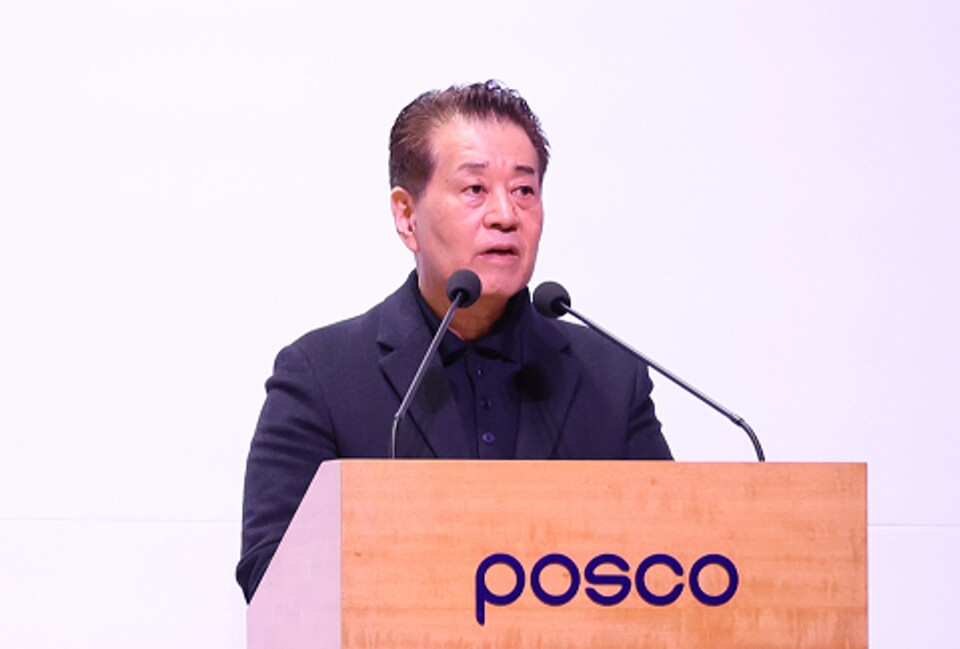 18일 포스텍에서 열린 2025년 포스코그룹 테크포럼에서 장인화 포스코그룹 회장이 개회사를 하고 있다. [포스코그룹 제공]