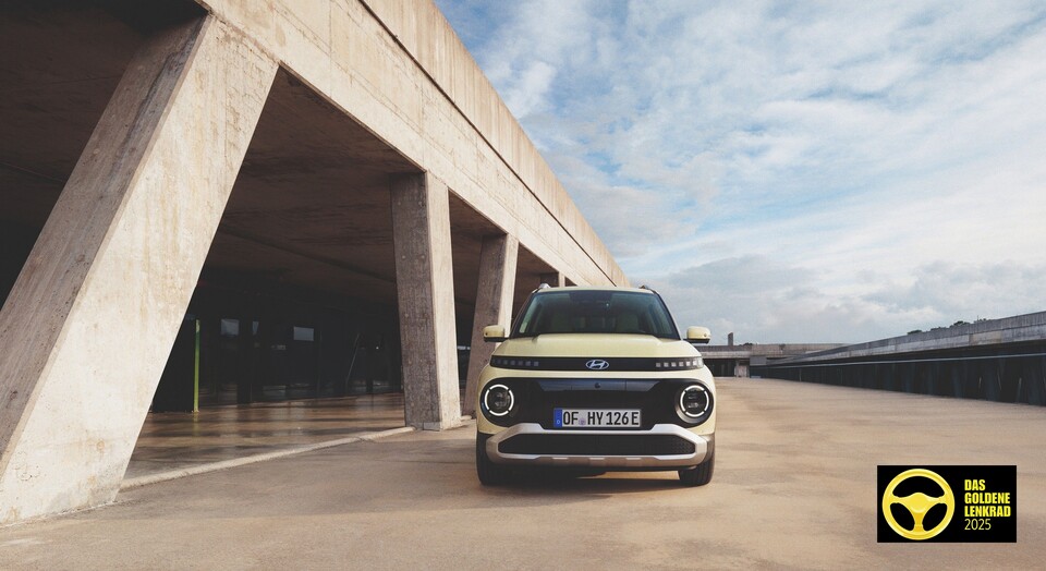 현대차는 캐스퍼 일렉트릭이 독일 유력 자동차 전문 매체 '아우토빌트(Auto Bild)'와 주간지 '빌트 암 존탁(Bild am Sonntag)'이 공동 주관하는 '2025 골든 스티어링 휠 어워드(Golden Steering Wheel Awards)'에서 '2만5000 유로 미만 최고의 차(best car under €25000)'로 선정됐다고 21일 밝혔다. [현대차 제공]