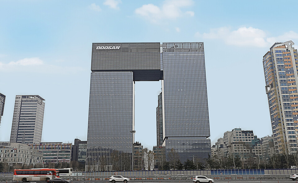 분당두산타워 전경. [두산그룹 제공]