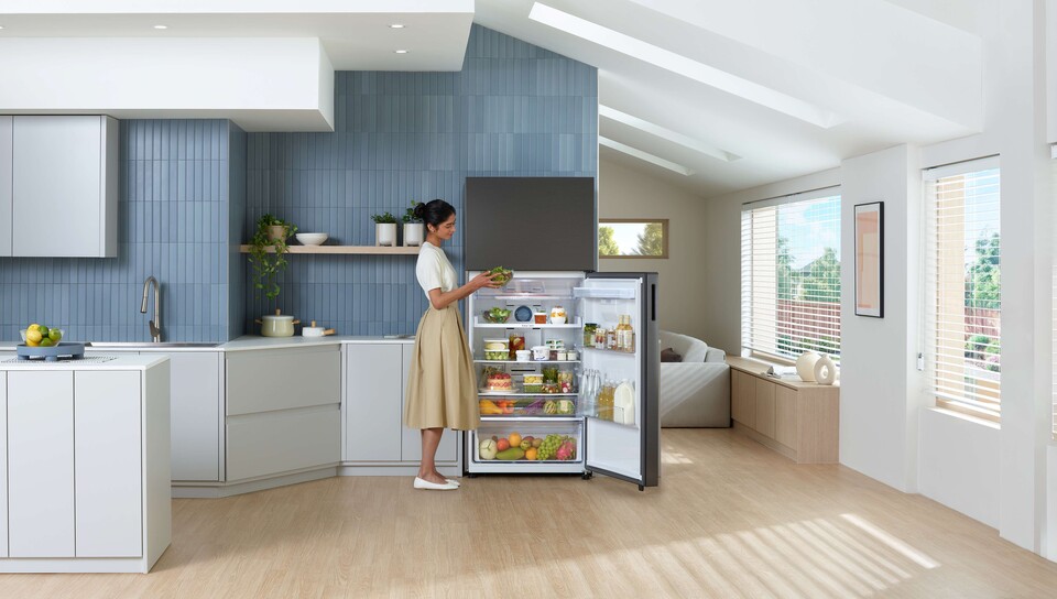 중남미에서 인기가 높은 상냉동·하냉장(TMF) 냉장고 모델 사진. [삼성전자 제공]