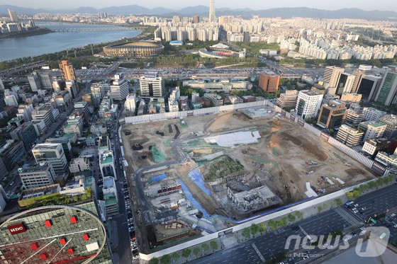 사진은 이날 서울 강남구 삼성동 현대차 신사옥 건립 부지 모습. [뉴스1 제공]