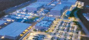 SKC-SK에너지솔루션, 본업 잘 나가는데...자회사 덕에 '캐즘 동병상련' - 뉴스 썸네일 이미지