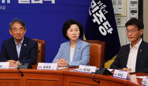 [국감 2026] 송옥주 의원 "피지컬 AI 부산항 집적 시급" - 뉴스 썸네일 이미지