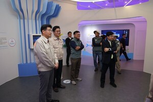 롯데정밀화학, 울산 스마트 온실 준공...미래 기술·AI 콘텐츠 경험 - 뉴스 썸네일 이미지