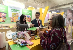 무협, 美 LA서 북미 첫 'K-프리미엄 소비재전' 개최... 수출 상담 400건 이... - 뉴스 썸네일 이미지